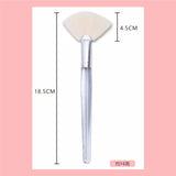 Fluffy Fan Brush 2pc - MasksńMore