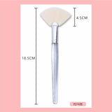 Fluffy Fan Brush 2pc